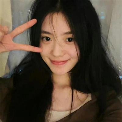 皇帝不要脸偷听熊孩子心声